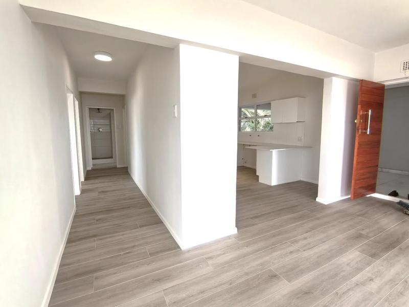 To Let 3 Bedroom Property for Rent in Sea Point Western Cape